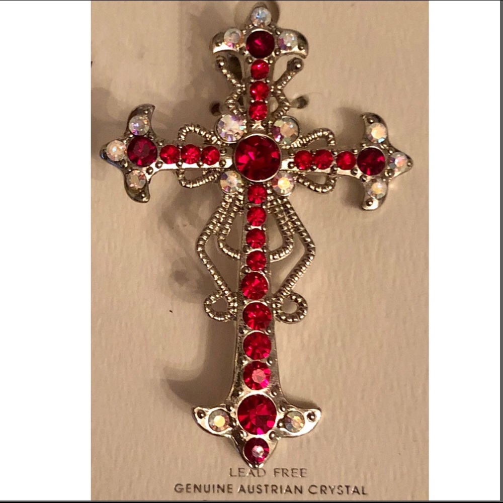 AUSTRIAN CRYSTAL MAGNETIC CLIP CROSS